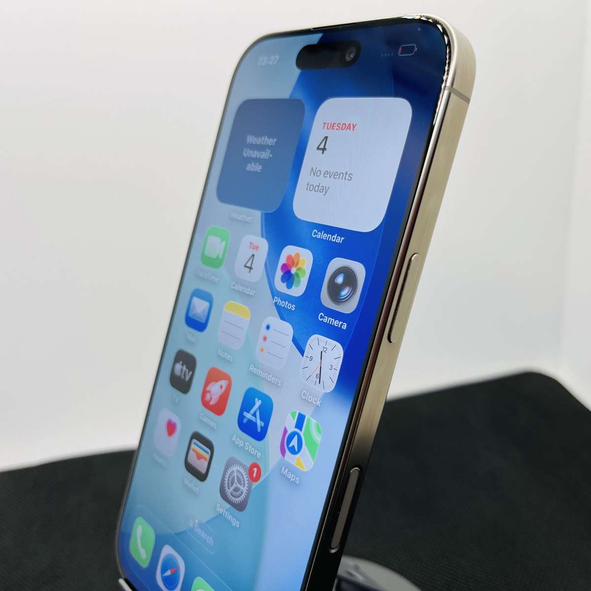 Apple iPhone 16 Pro 512GB Natural Titanium - (Grade A)