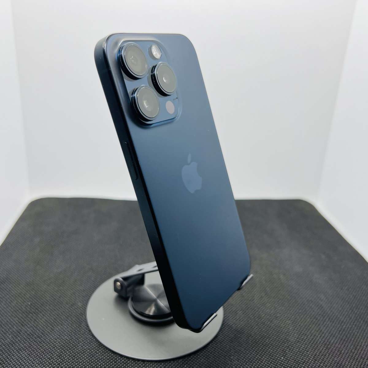 Apple iPhone 15 Pro 128GB Blue Titanium  (Grade B)