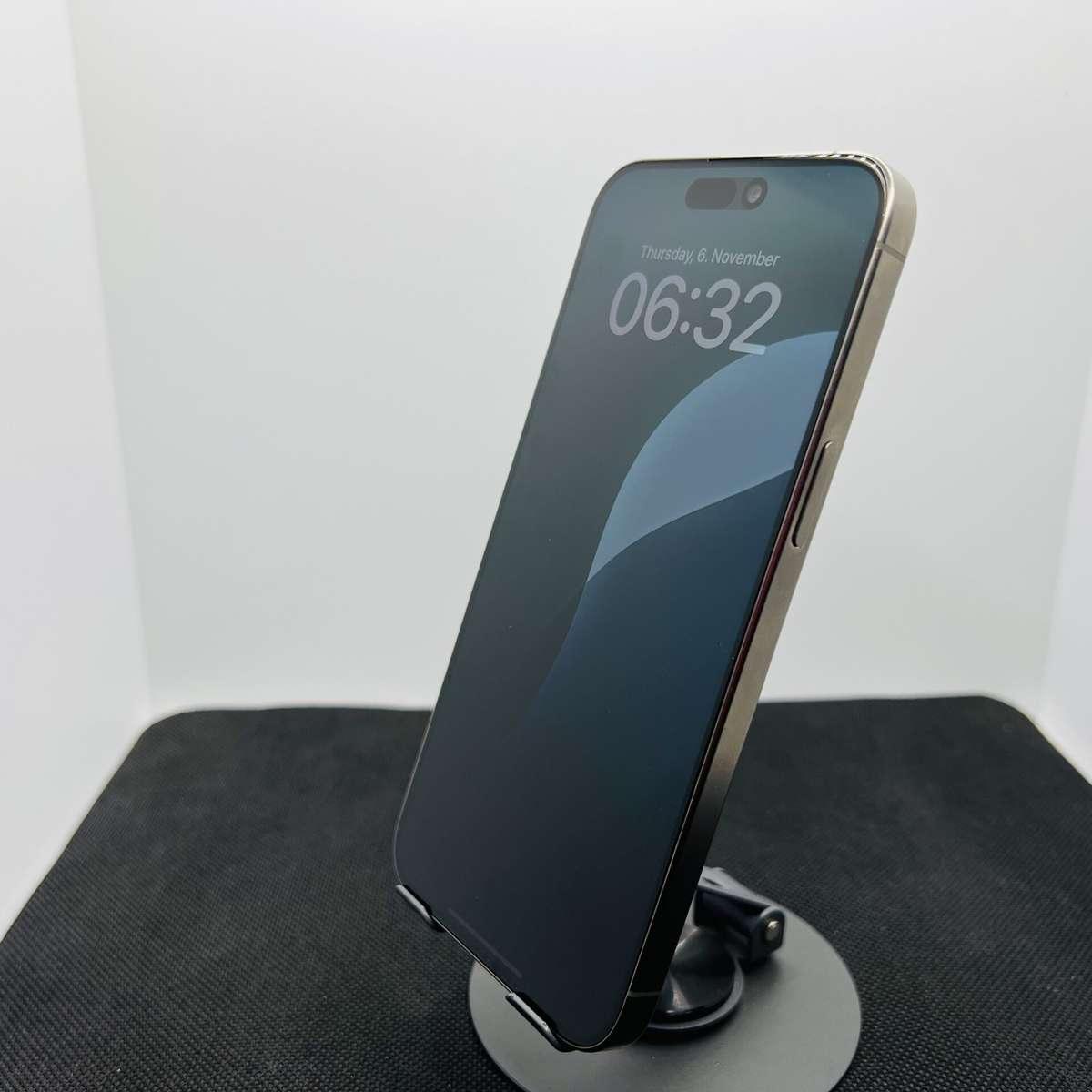 Apple iPhone 15 Pro Max 256GB Natural Titanium  (Grade B)