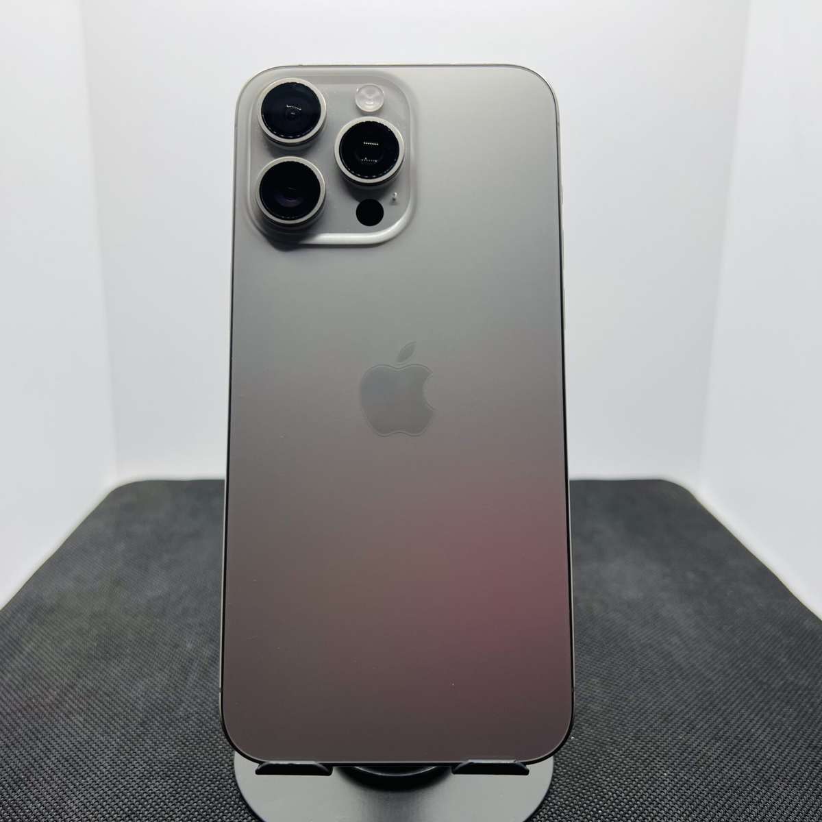 Apple iPhone 15 Pro Max 256GB Natural Titanium  (Grade B)