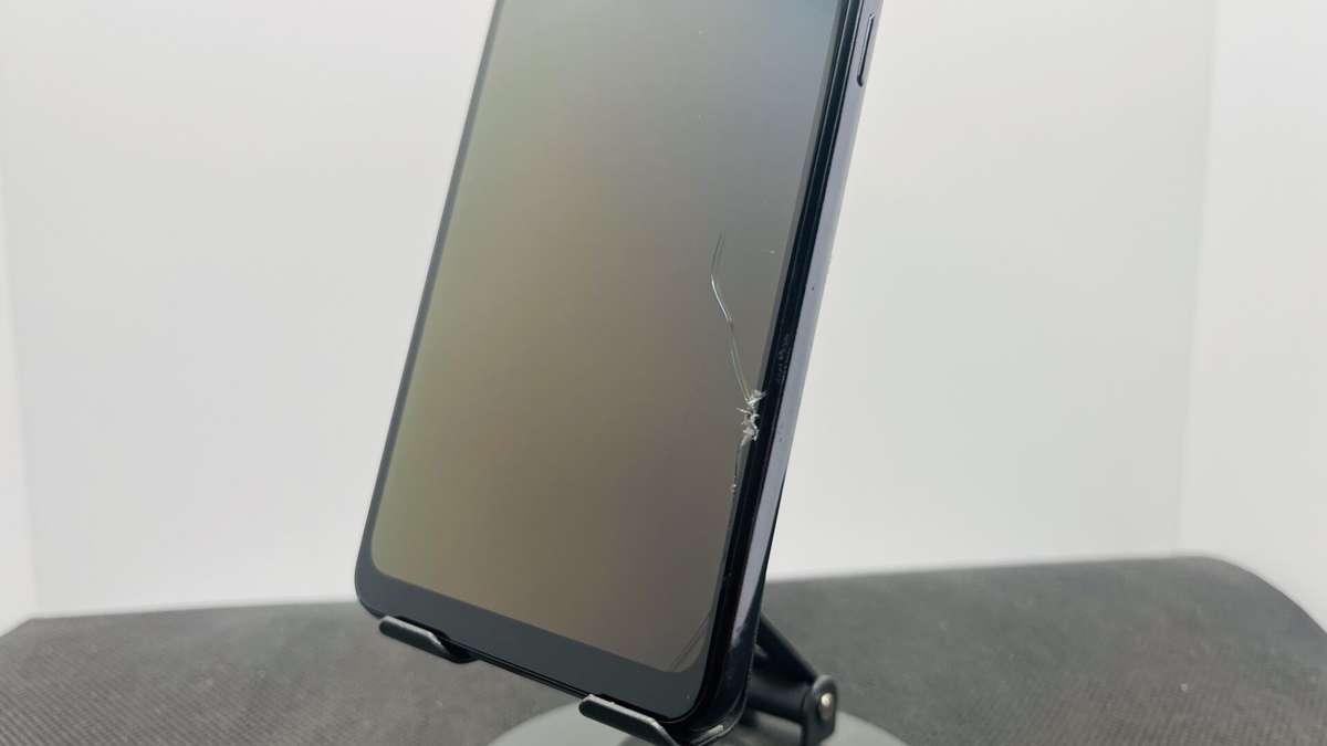 Samsung Galaxy A32 128GB Black (Grade C) - No Fingerprint ID | Cracked Screen And Camera