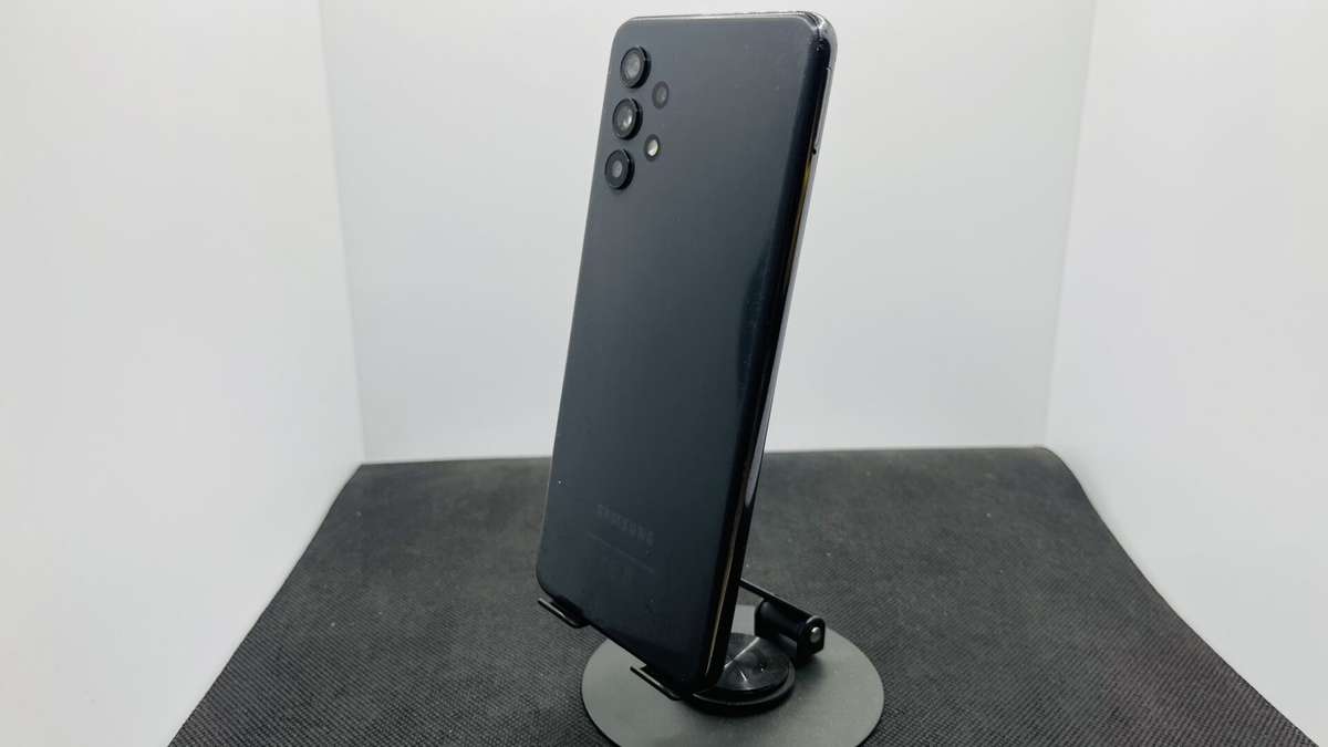 Samsung Galaxy A32 128GB Black (Grade C) - No Fingerprint ID | Cracked Screen And Camera