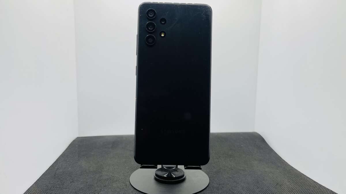 Samsung Galaxy A32 128GB Black (Grade C) - No Fingerprint ID | Cracked Screen And Camera