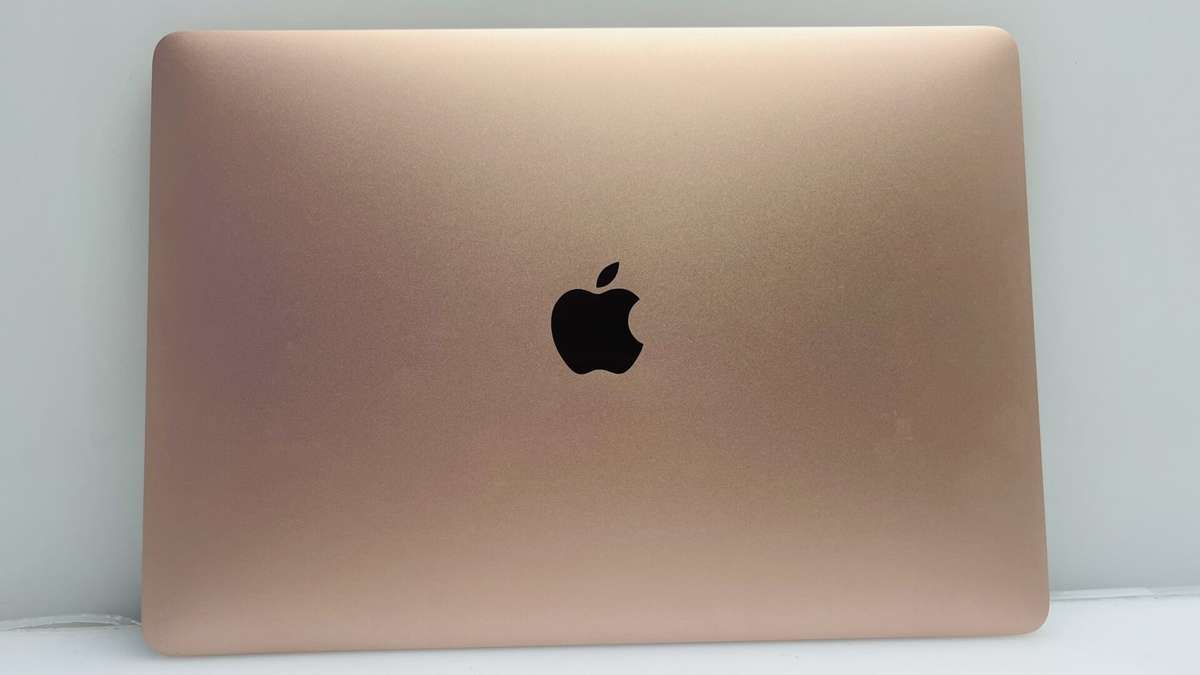 Apple MacBook Air 13-Inch Core i3 1.1 GHz (Retina, 2020) 8GB RAM 256GB SSD Rose Gold (Grade B)