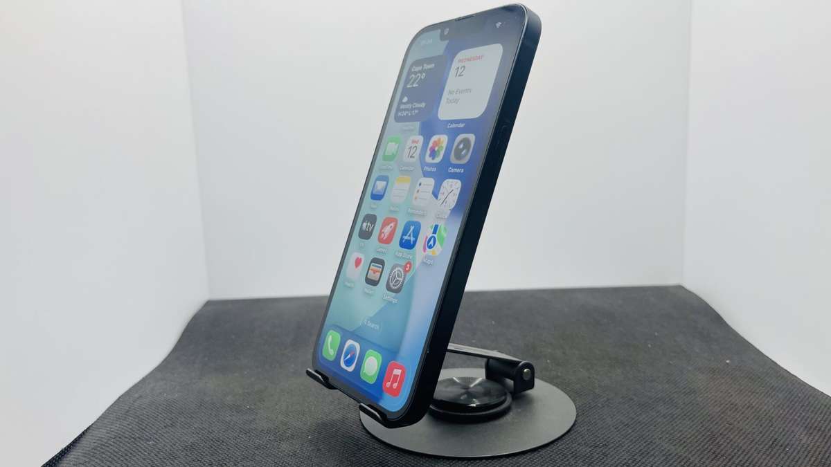 Apple iPhone 13 Midnight 128GB - (Grade B)