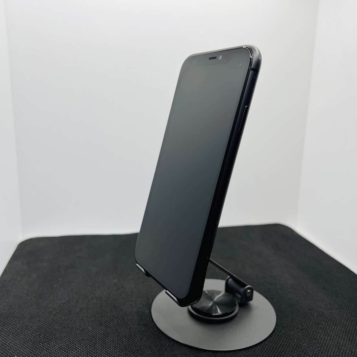 Apple iPhone 11 64GB Black  (Grade B)