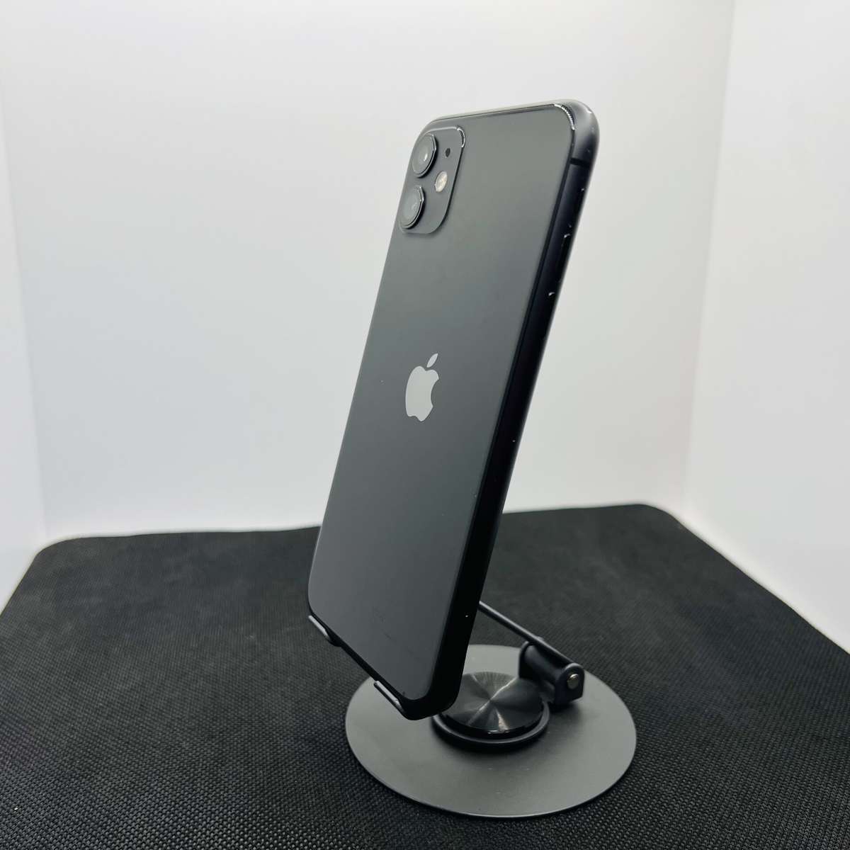 Apple iPhone 11 64GB Black  (Grade B)