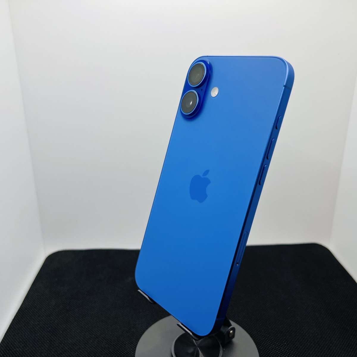 Apple iPhone 16 Plus 128GB Ultramarine  (Grade A)