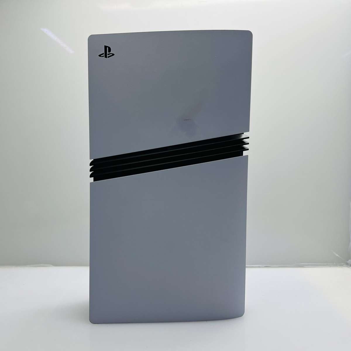 Sony PlayStation 5 Pro White 2TB + HDMI Cable + Power Cable + 1 Controller  (Grade B)