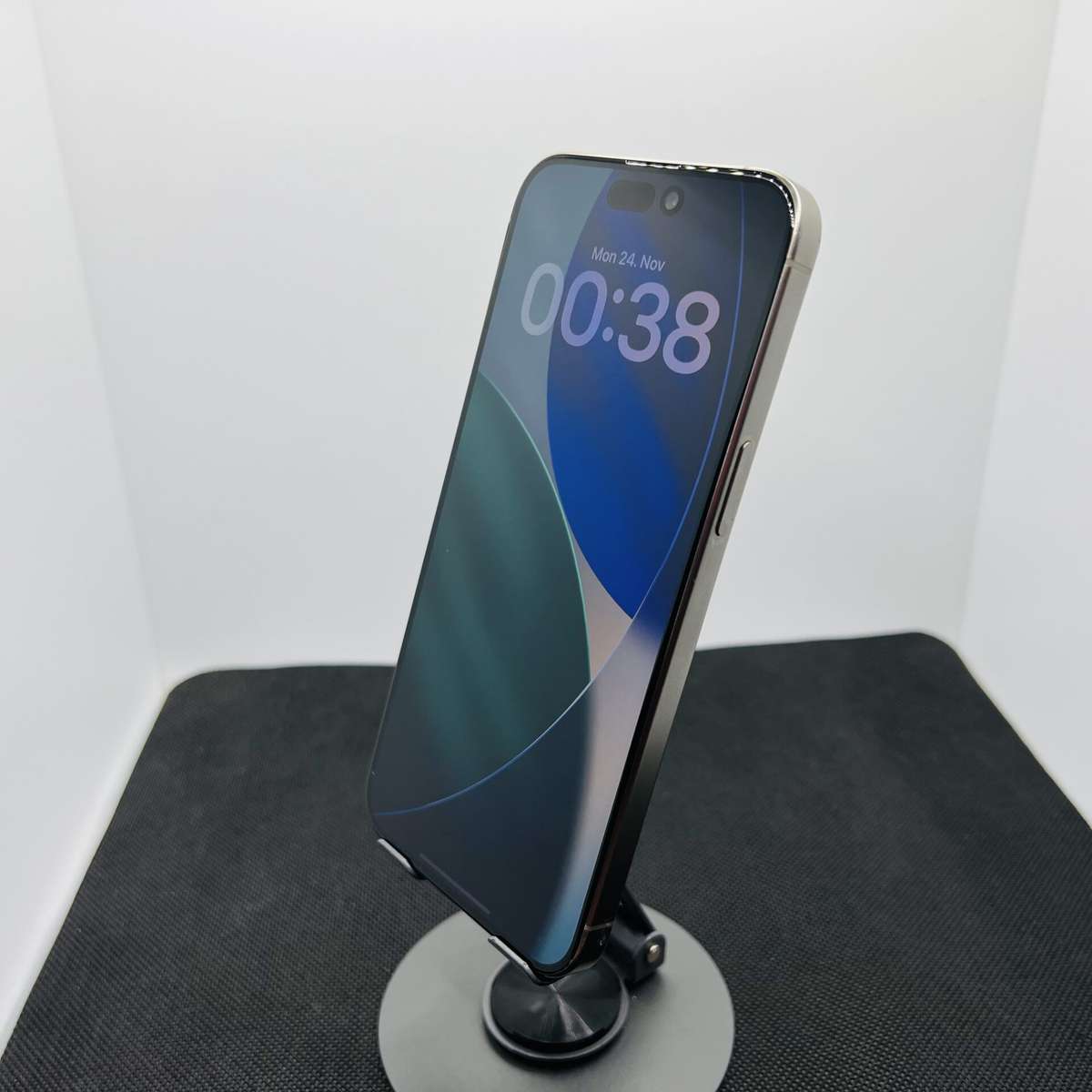 Apple iPhone 15 Pro Max 256GB Natural Titanium  (Grade B)