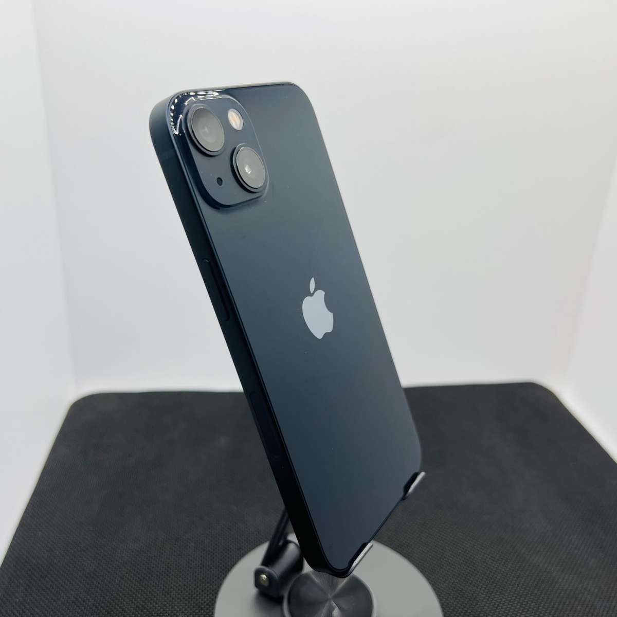 Apple iPhone 13 128GB Midnight - (Grade B)