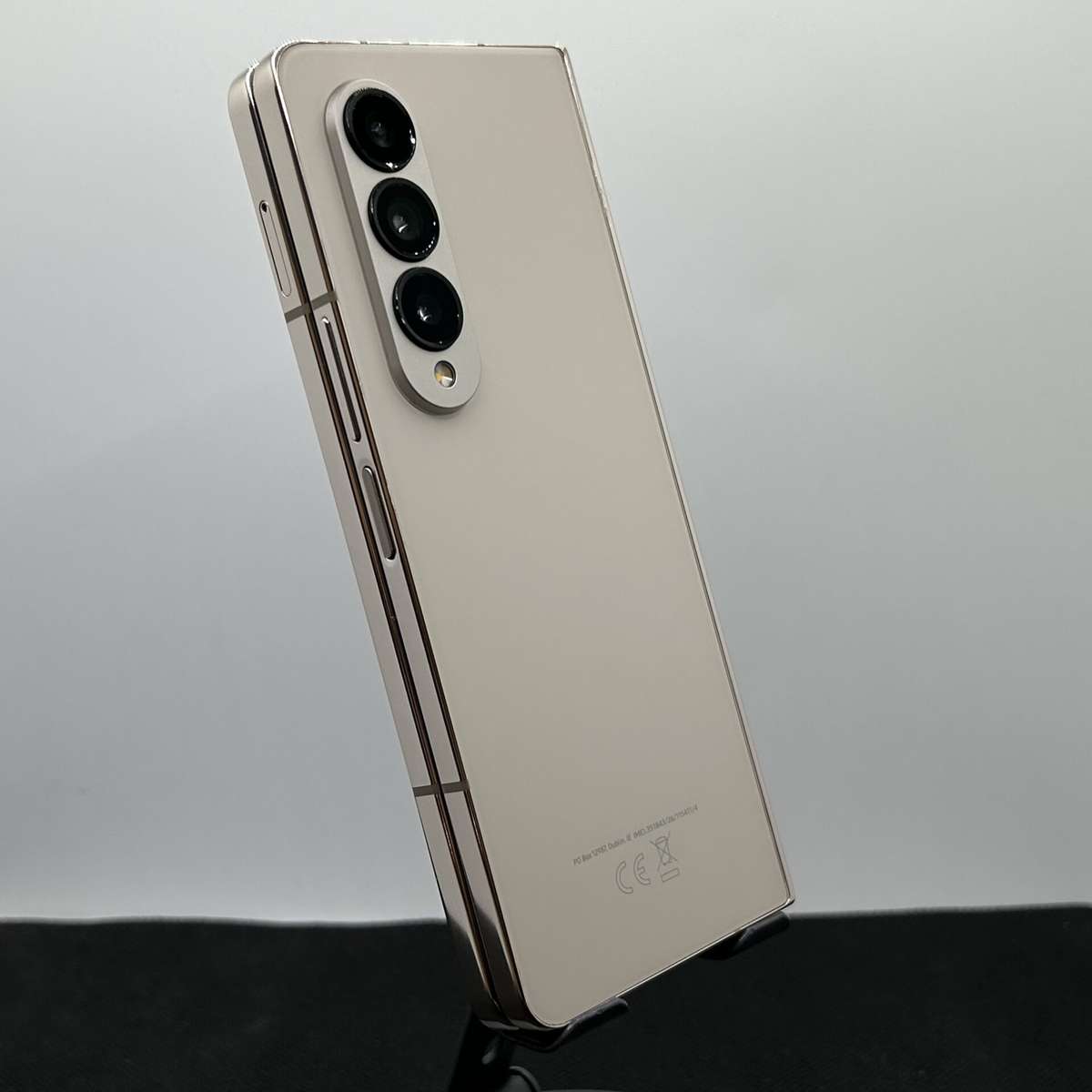 Samsung Galaxy Z Fold 4 256GB Dual Sim Beige - (Grade B)