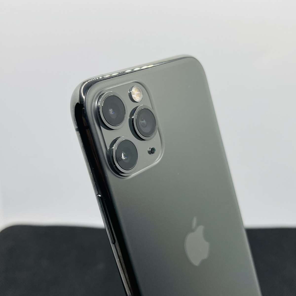 Apple iPhone 11 Pro 256GB Space Gray  (Grade B)