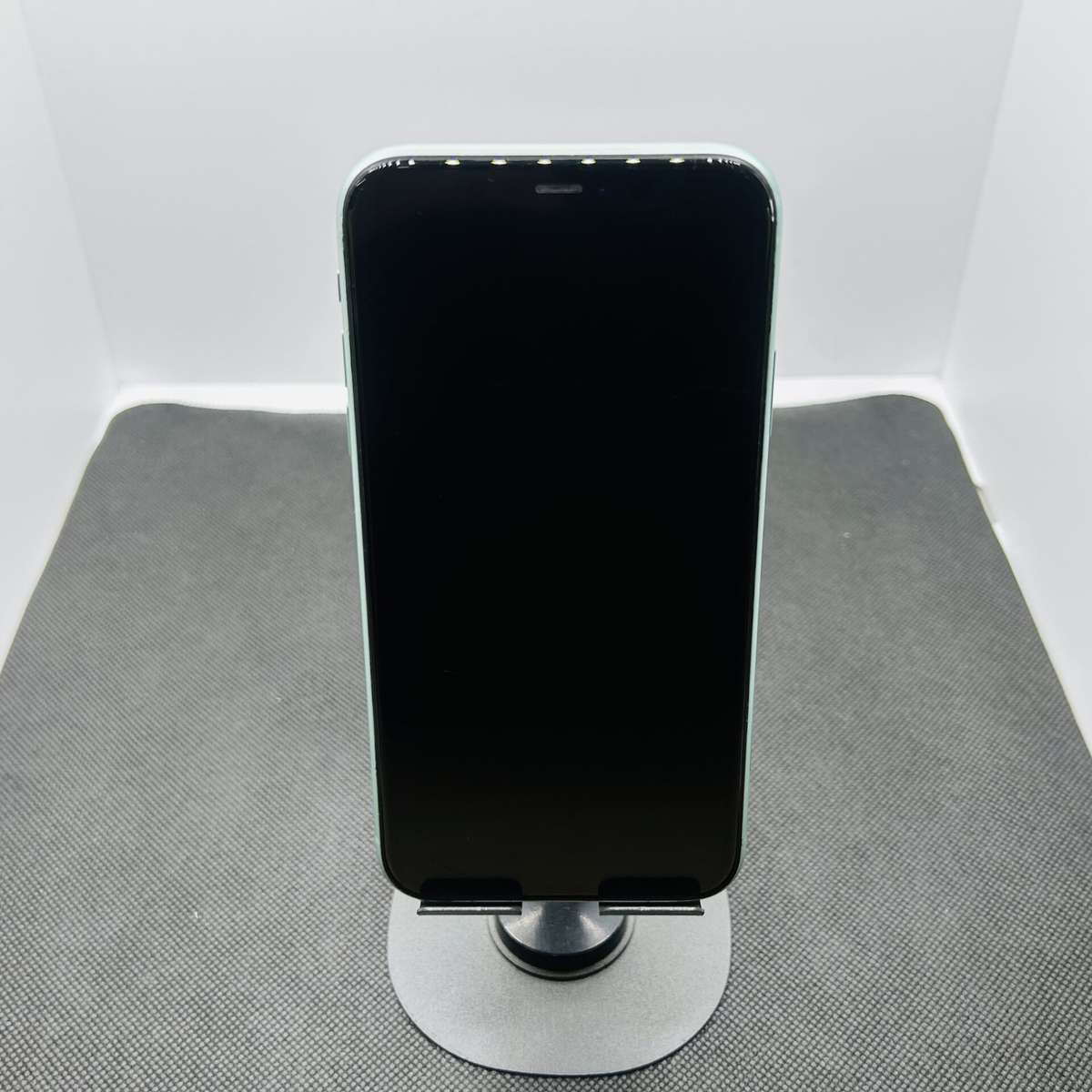 Apple iPhone 11 64GB Green - (Grade B)