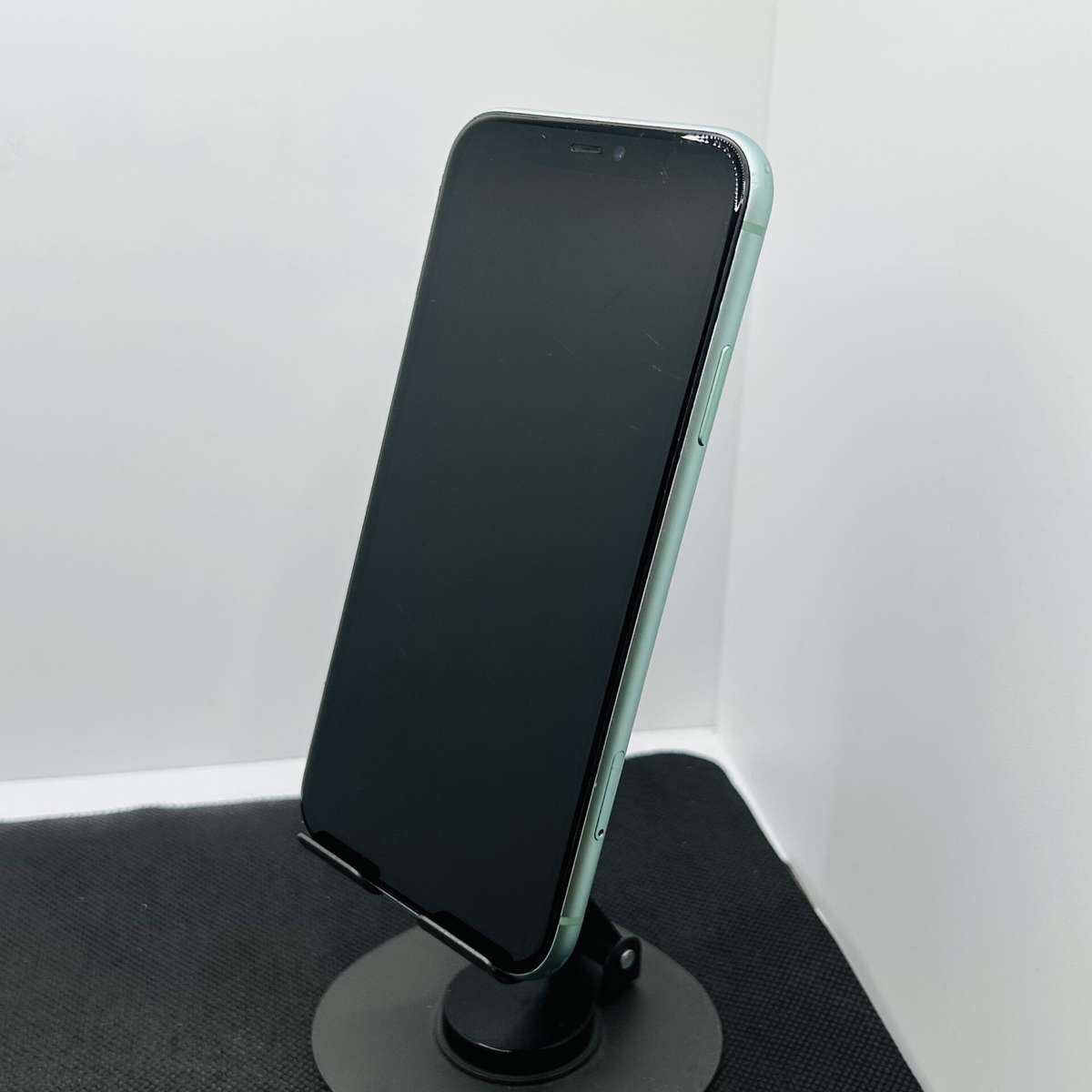 Apple iPhone 11 64GB Green - (Grade B)