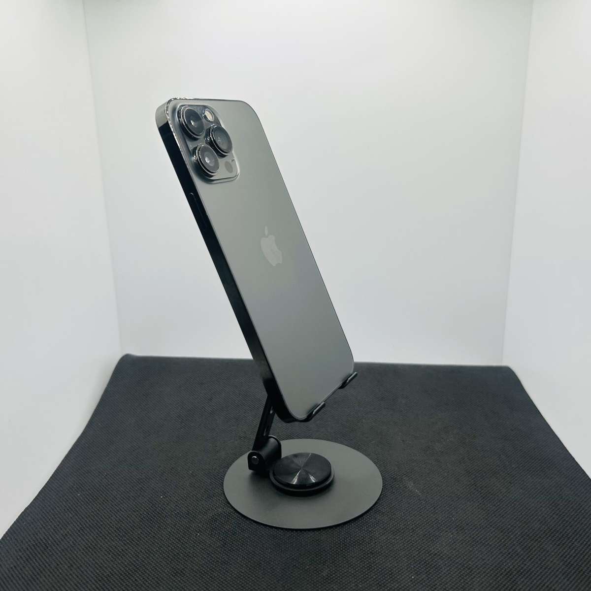 Apple iPhone 13 Pro Max 256GB Graphite (Grade B) - No Face ID