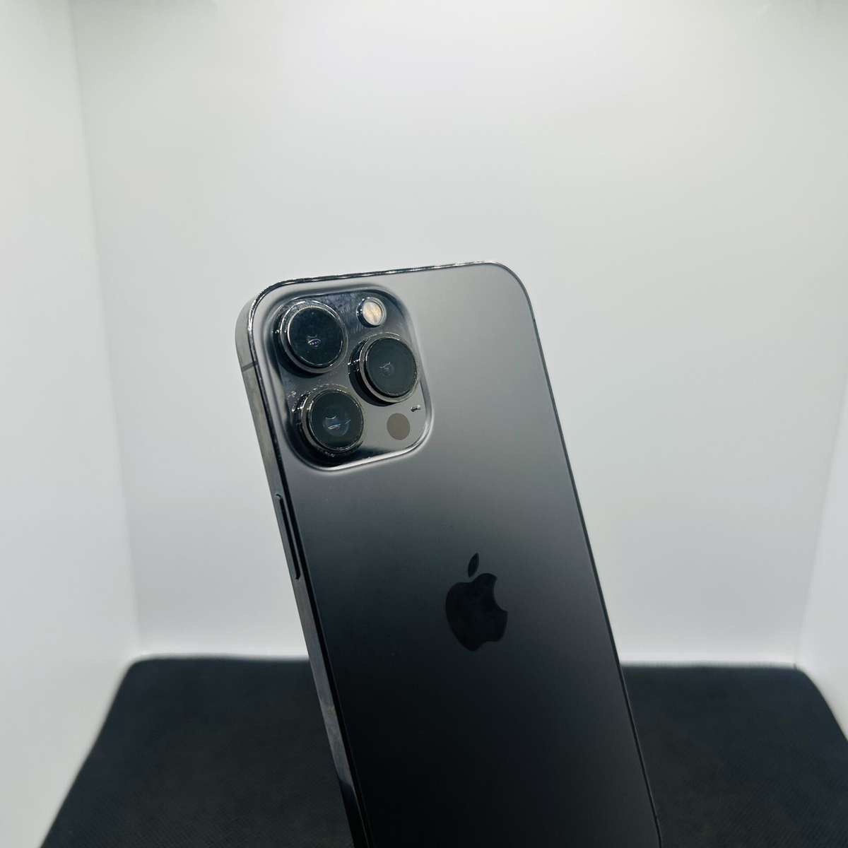 Apple iPhone 13 Pro Max 256GB Graphite (Grade B) - No Face ID