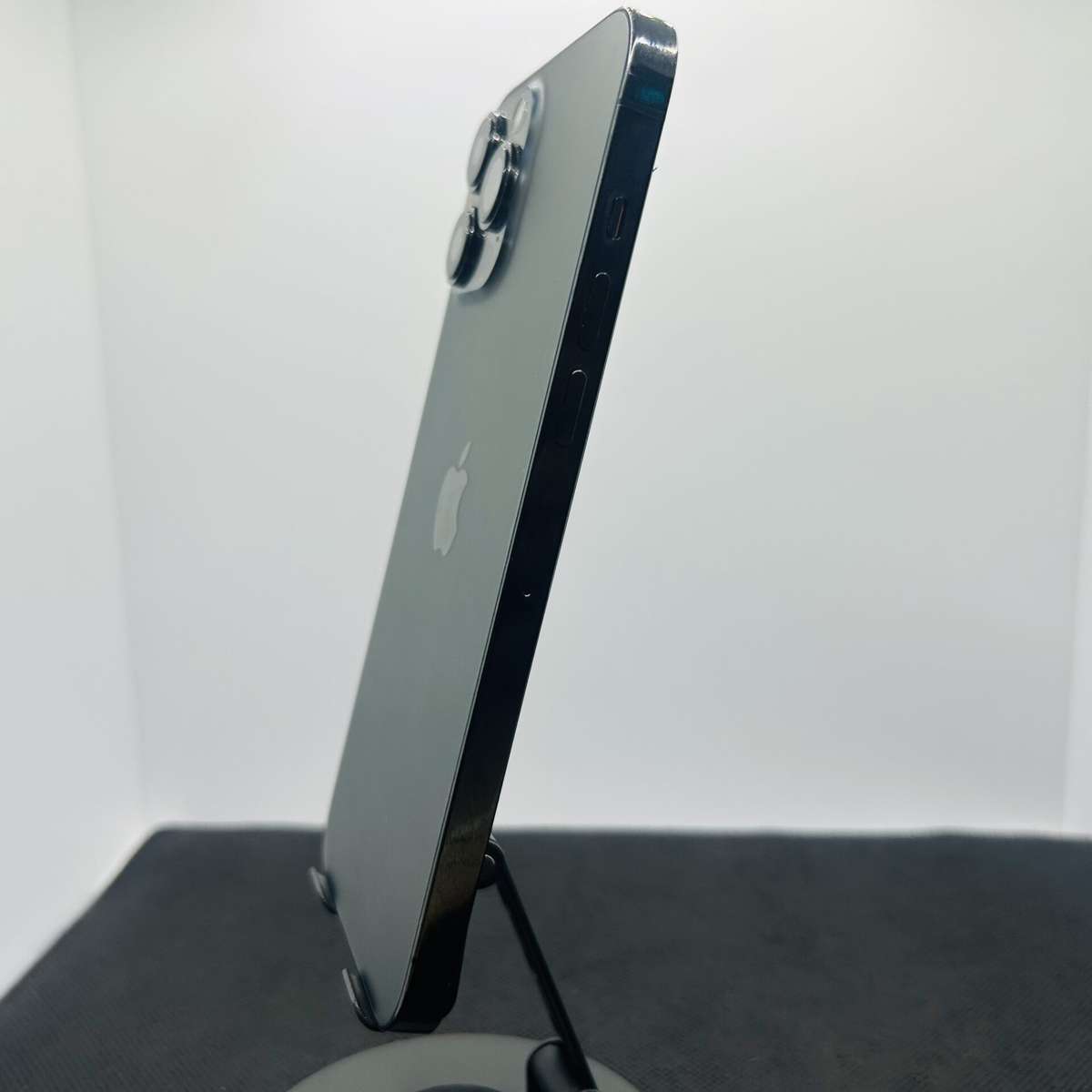 Apple iPhone 13 Pro Max 256GB Graphite (Grade B) - No Face ID