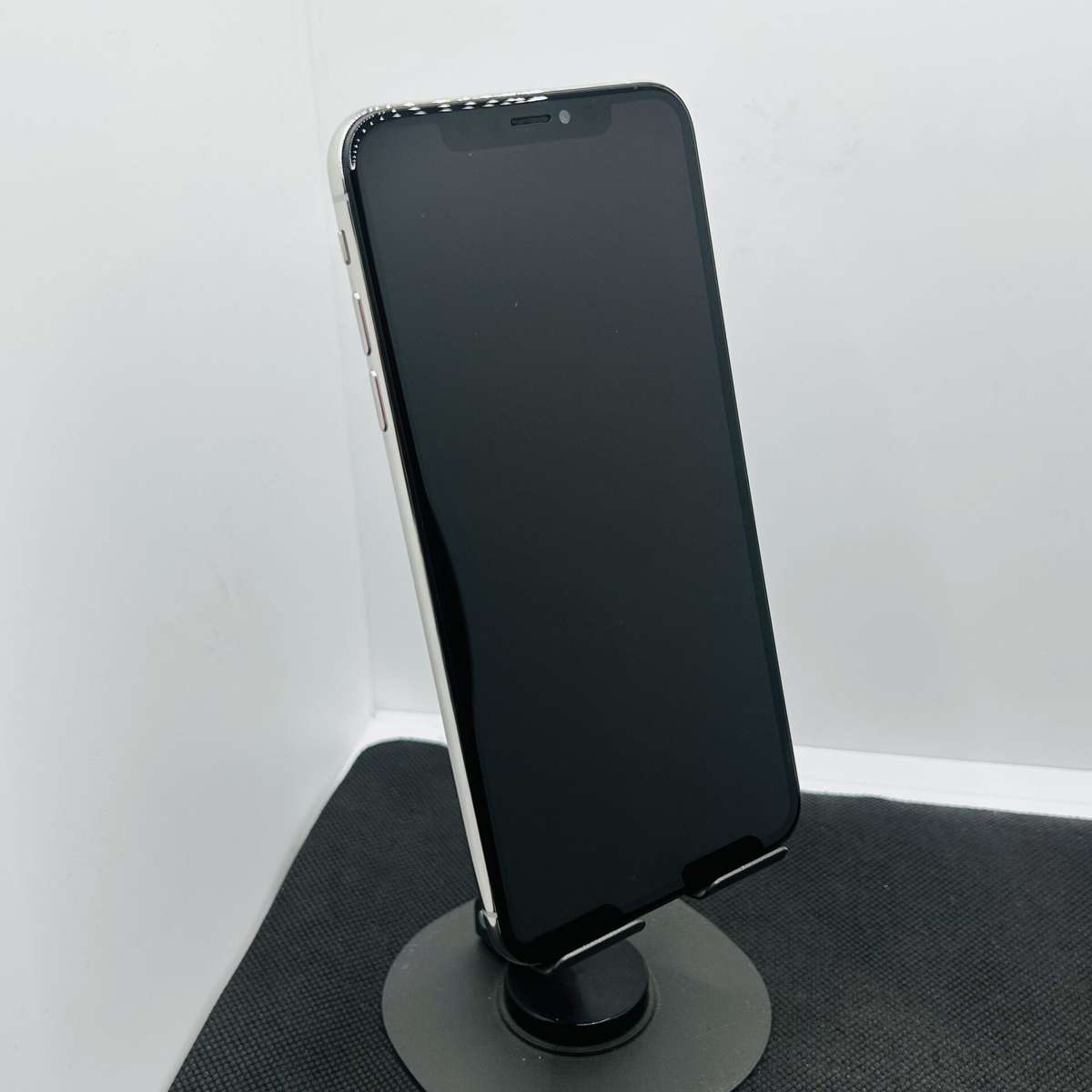 Apple iPhone XS Max 64GB Silver - (Grade B) No Face ID