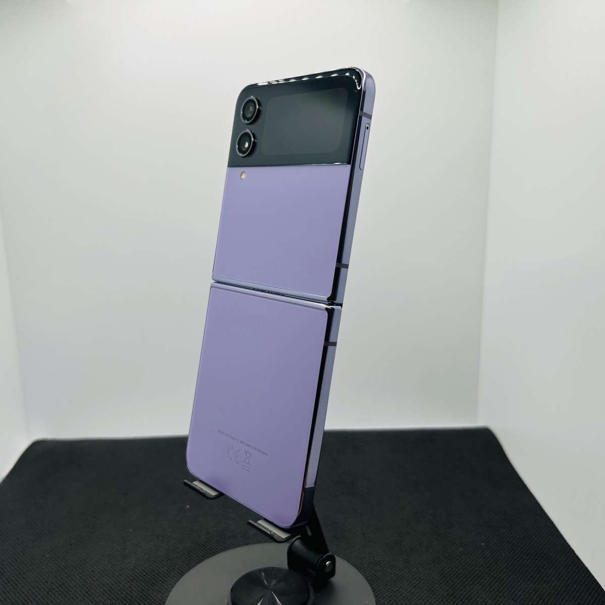Samsung Galaxy Z Flip 4 256GB Bora Purple - (Grade B)