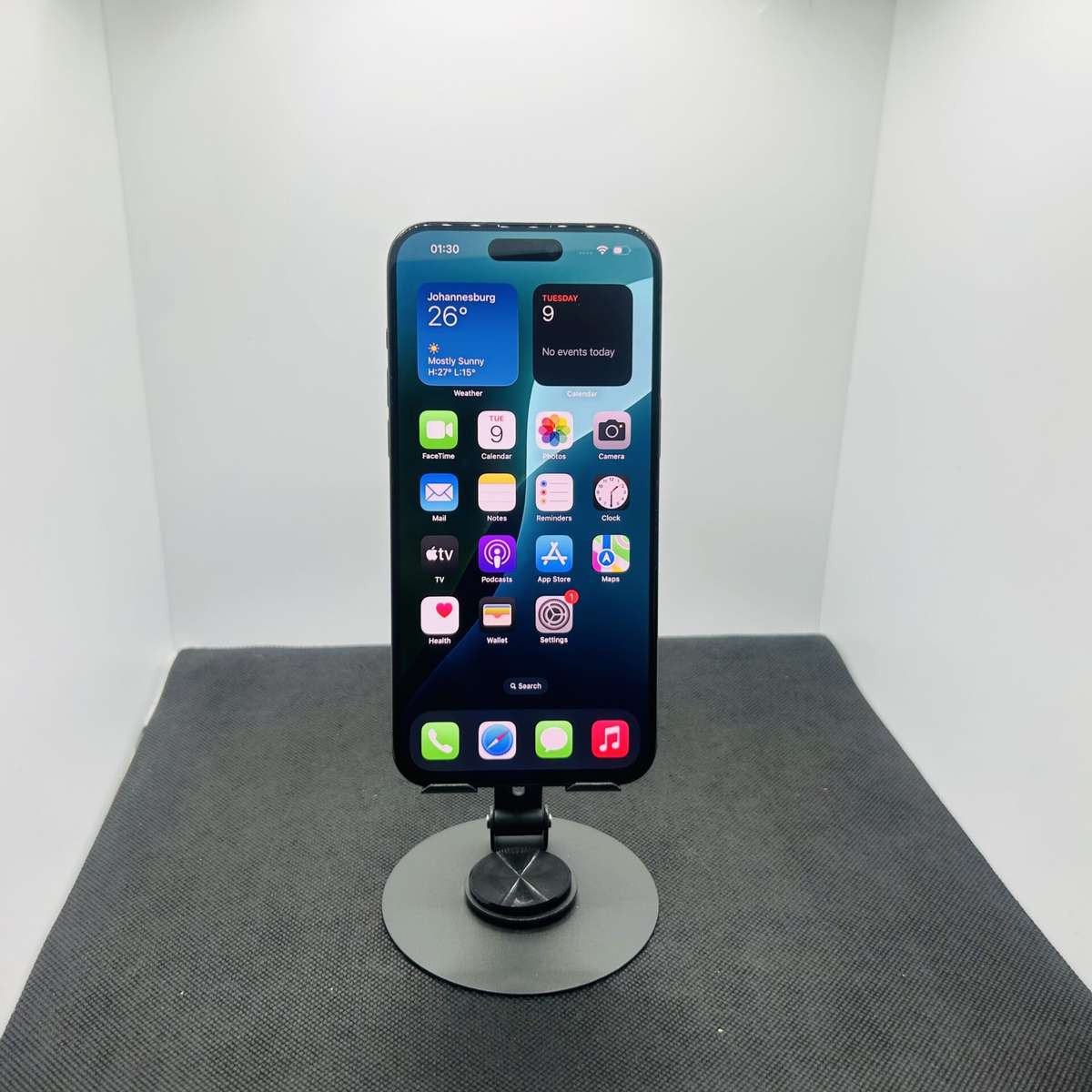 Apple iPhone 15 Pro Max 256GB Black Titanium  (Grade B)