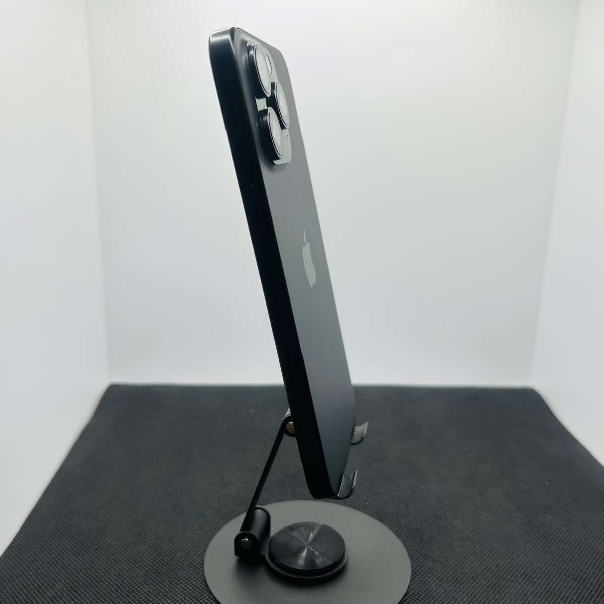 Apple iPhone 15 Pro Max 256GB Black Titanium  (Grade B)