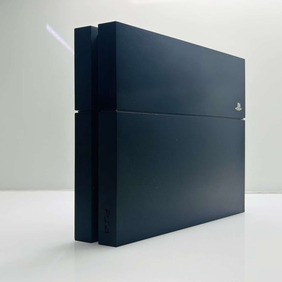 PlayStation 4 Original Black 1TB + HDMI Cable + Power Cable + 1 Controller  (Grade B)