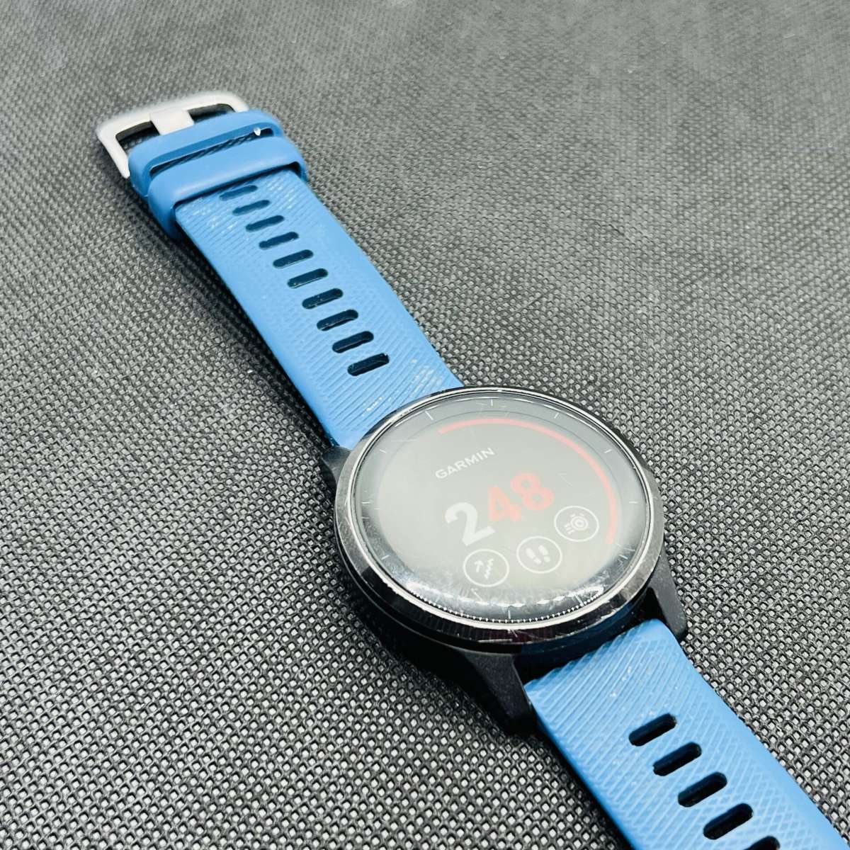 Garmin Vivoactive 4 Black (Condition: Good) - With Blue Straps