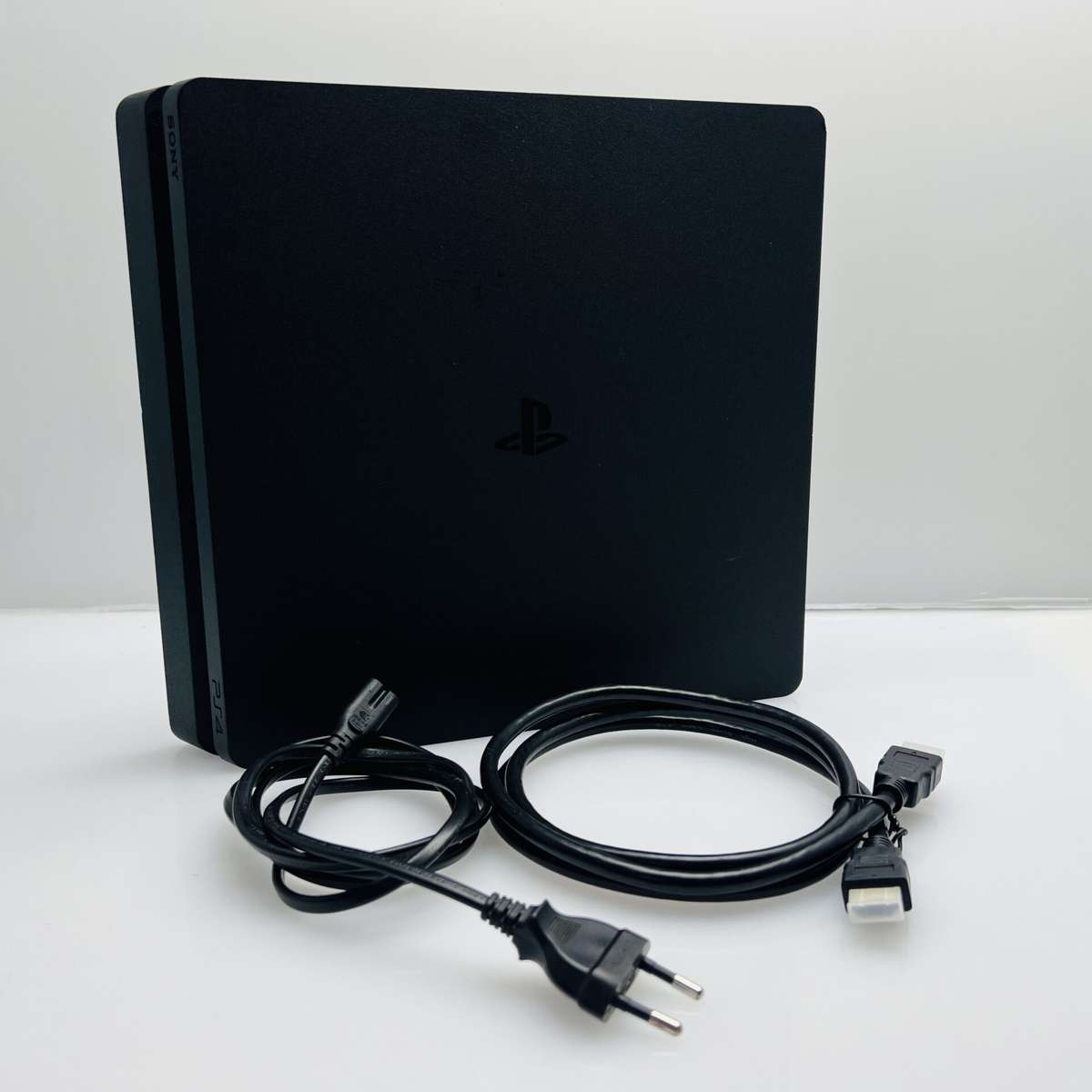 Sony PlayStation 4 Slim Black 500GB + HDMI Cable + Power Cable - (Grade B)