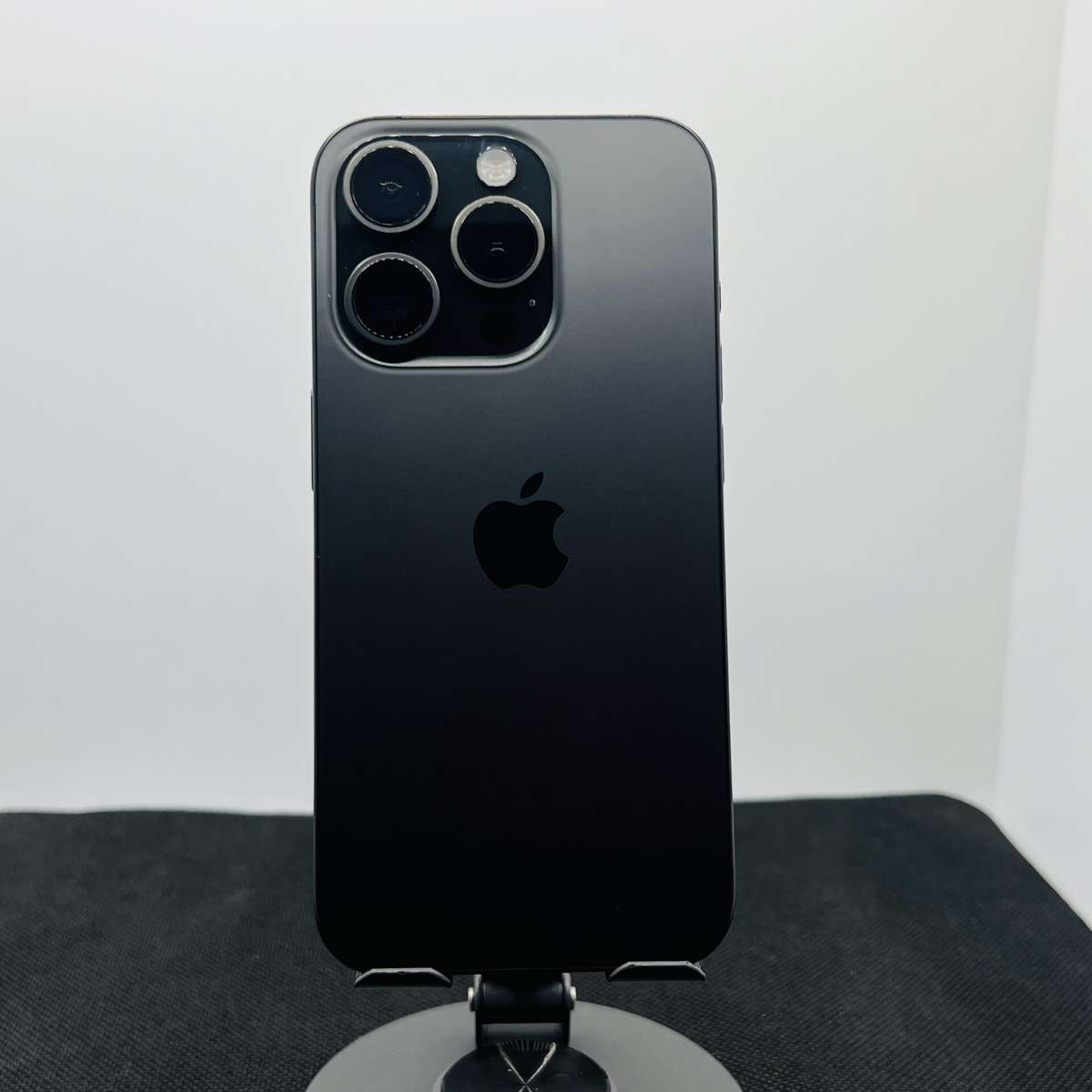 Apple iPhone 15 Pro 256GB Black Titanium  (Grade B)