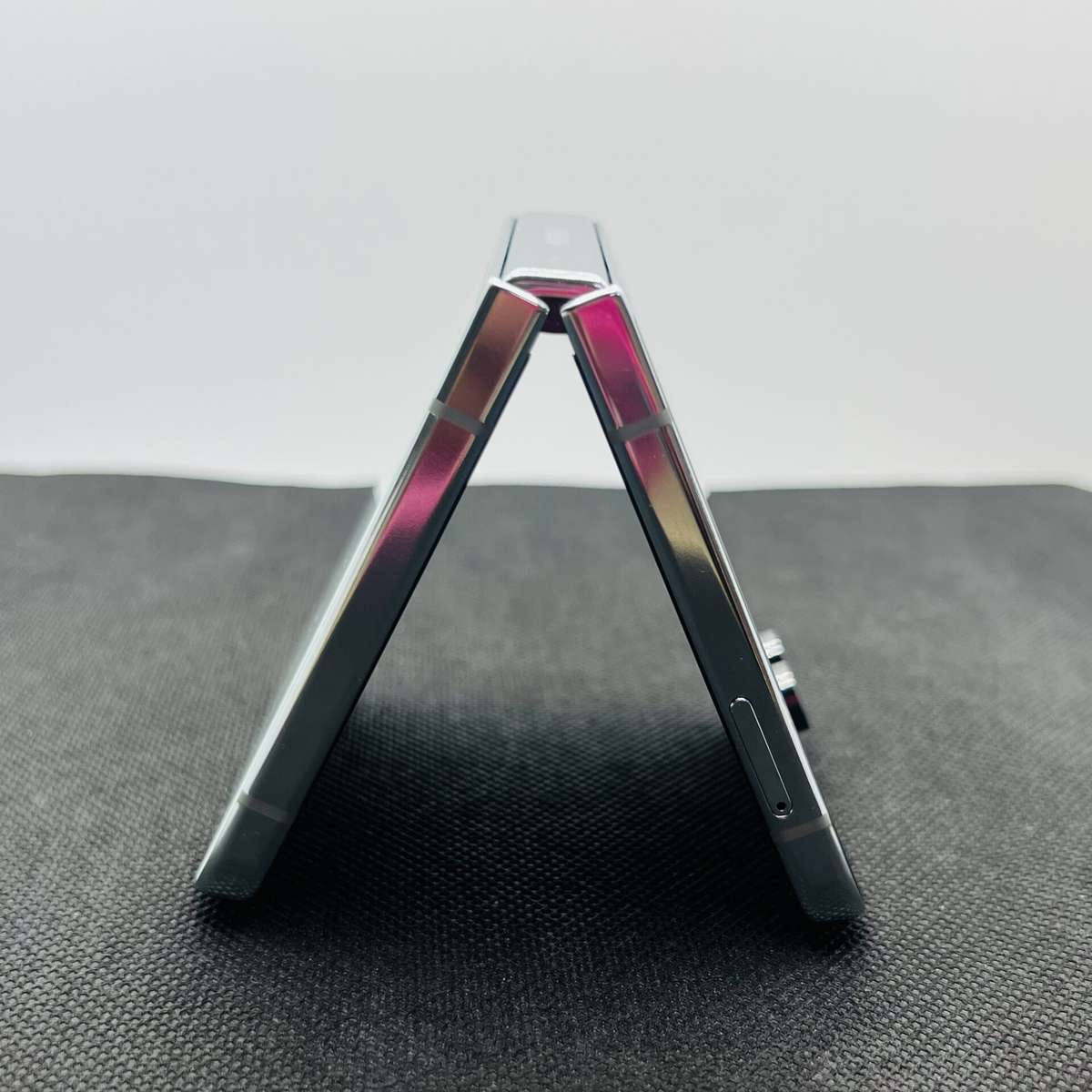 Samsung Galaxy Z Flip 5 512GB Mint  (Grade B)