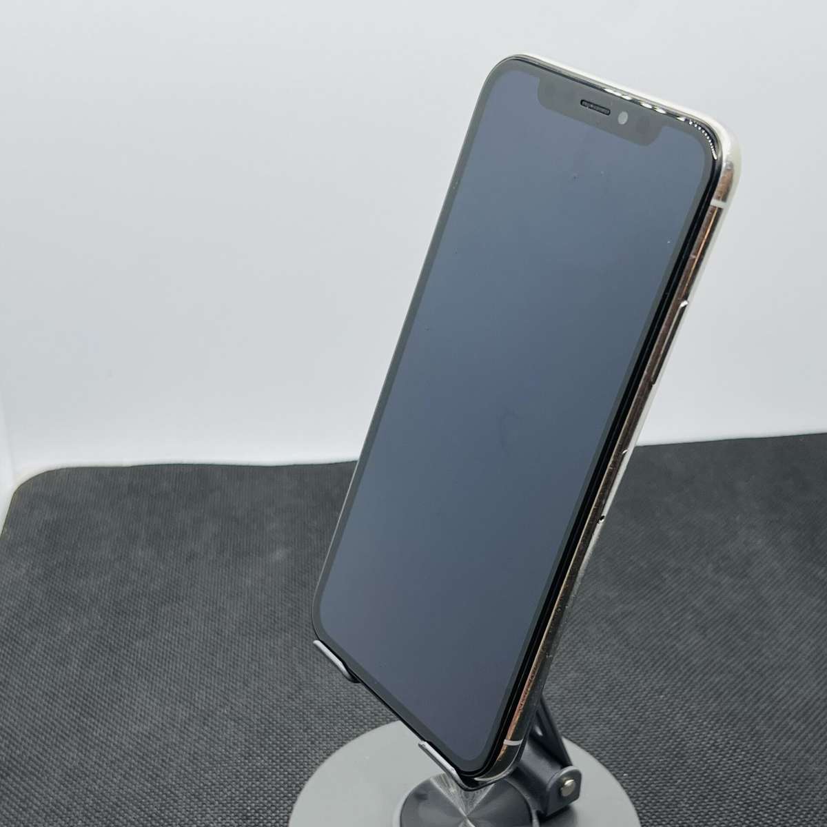 Apple iPhone X 256GB Silver (Grade B) - No Face ID