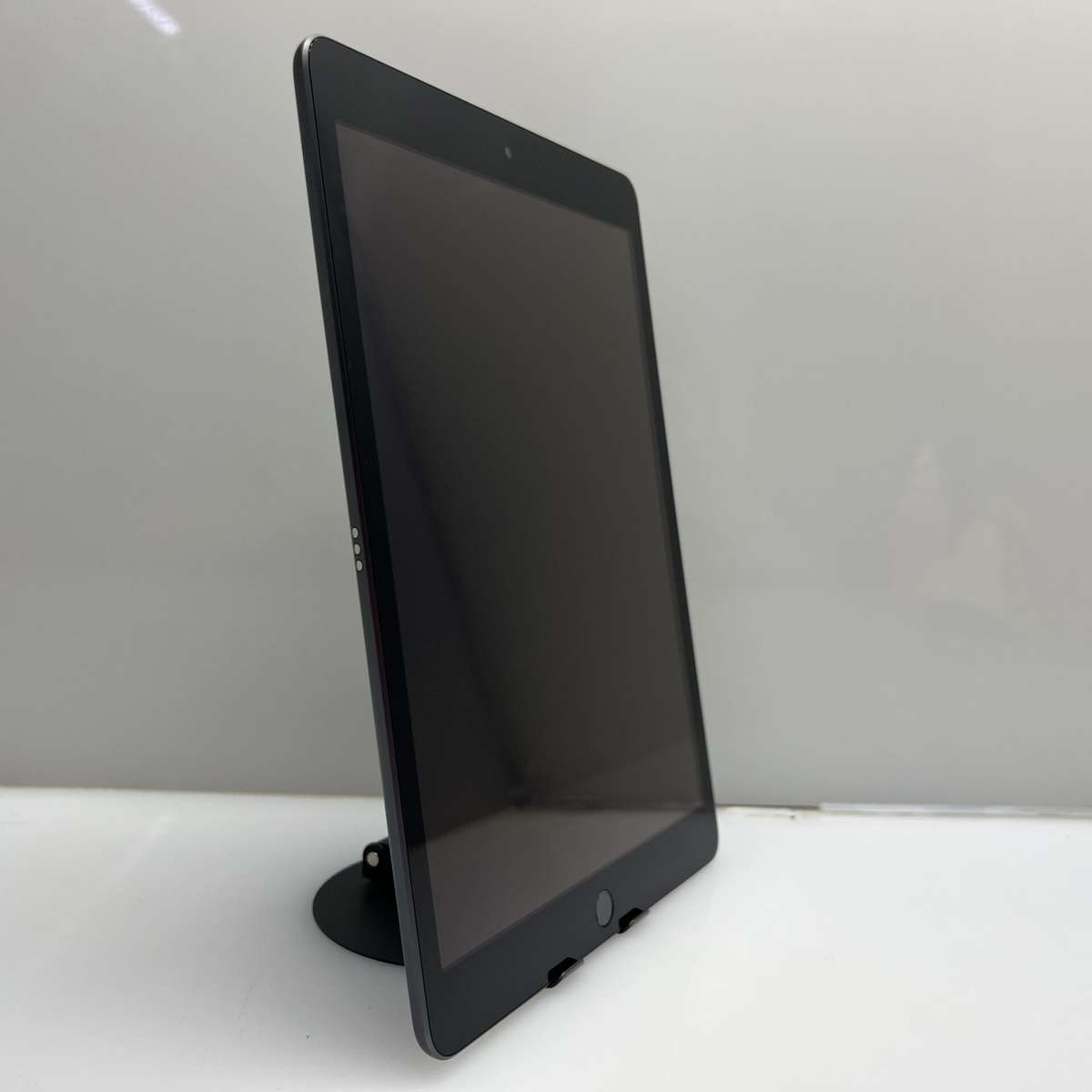 Apple iPad 10.2" 9th Gen (Wi-Fi Only) 64GB Space Gray (Grade B)