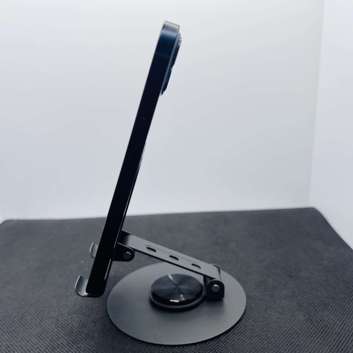 Apple iPhone 13 128GB Midnight (Grade B)