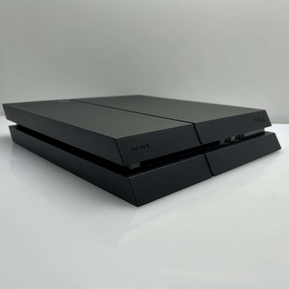 PlayStation 4 Original Black 500GB + 1 Controller + HDMI Cable + Power Cable (Grade B) - Digital ...