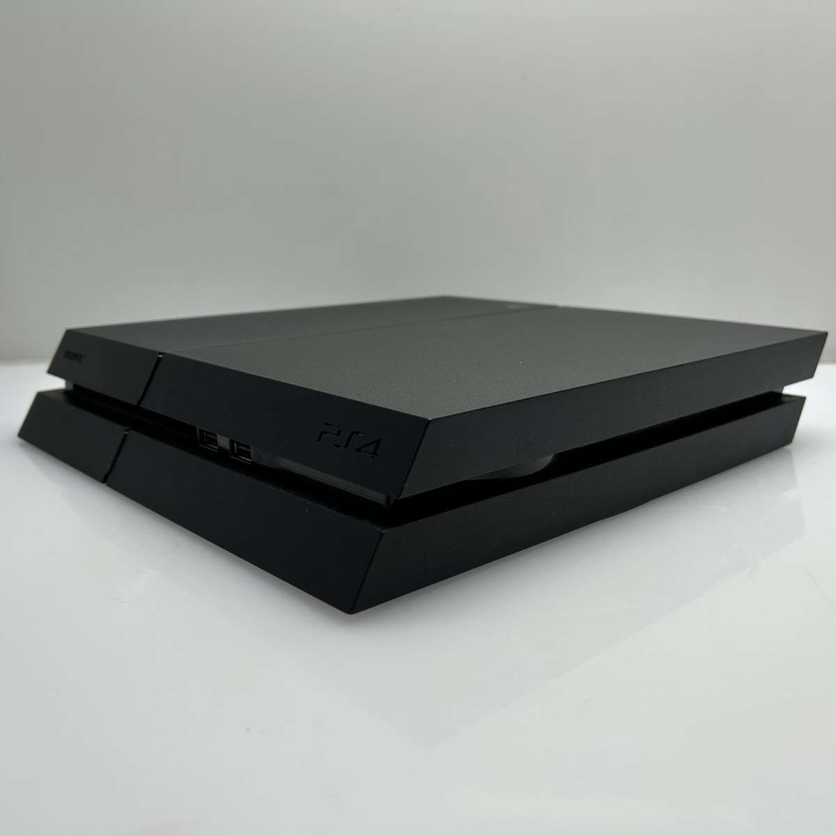 PlayStation 4 Original Black 500GB + 1 Controller + HDMI Cable + Power Cable (Grade B) - Digital ...