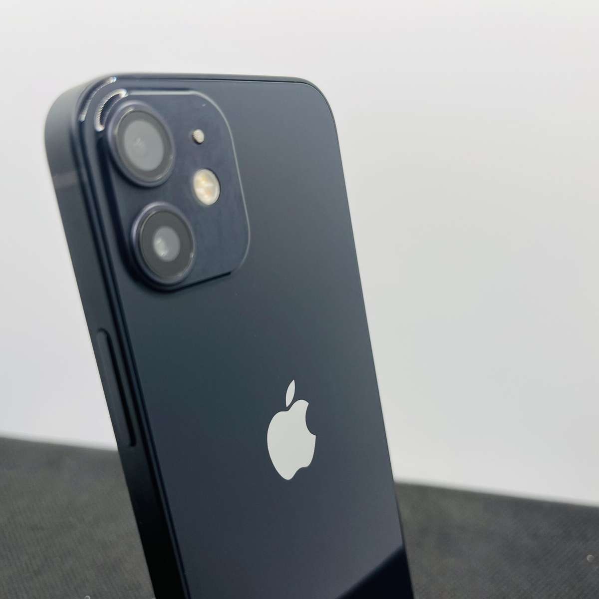 Apple iPhone 12 Mini 64GB Black (Grade B)