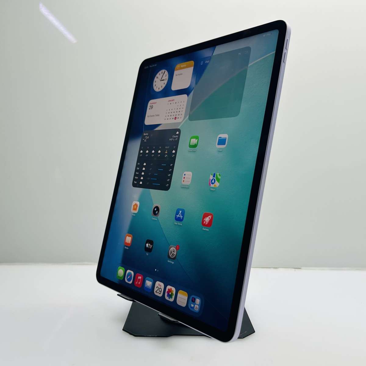 Apple iPad Air 13 M2 (Wifi Only) 512GB Purple (Condition: Good) - Minor Bright Spots
