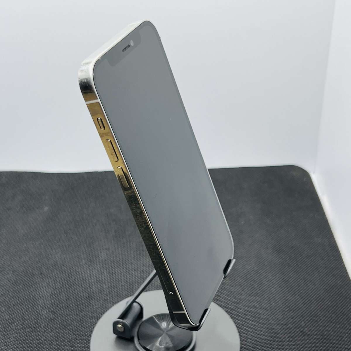 Apple iPhone 12 Pro 256GB Silver  (Grade B)