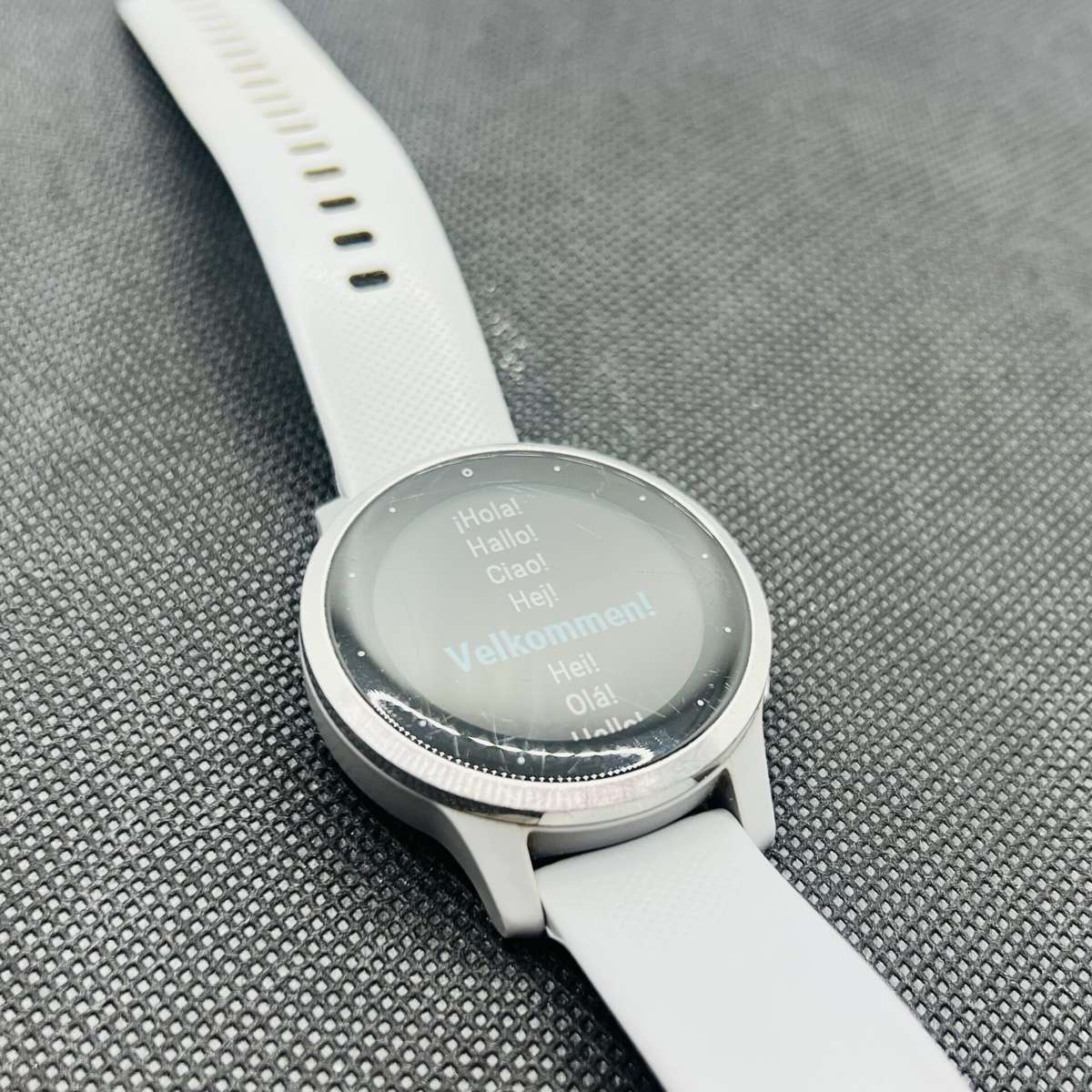 SALE: Garmin Vivoactive 4s Grey  (Condition: Good)