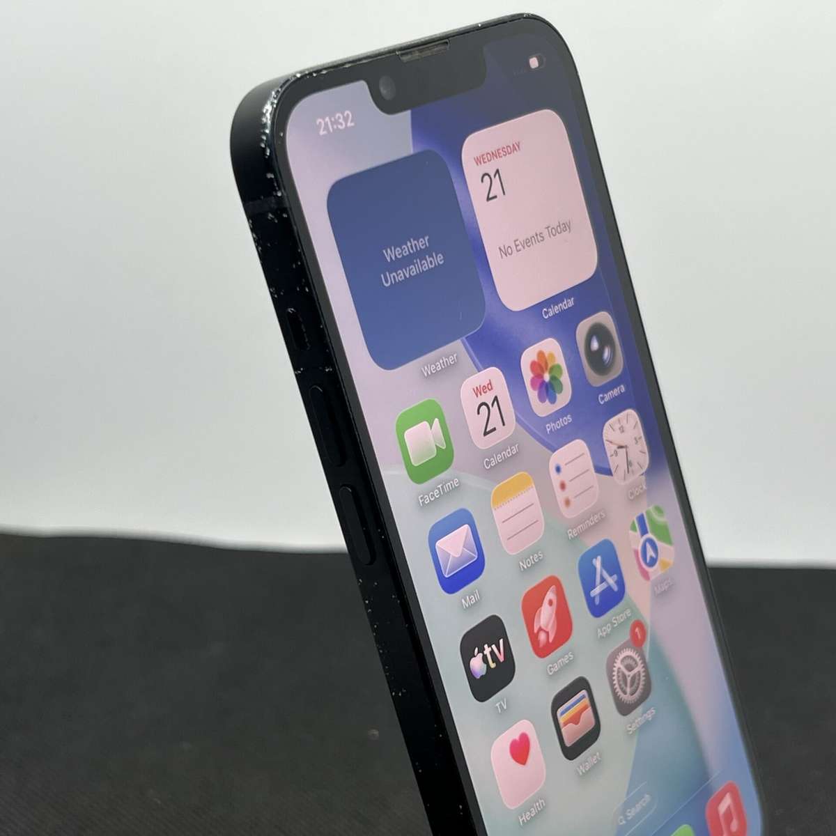 Apple iPhone 14 256GB Midnight  (Grade B)