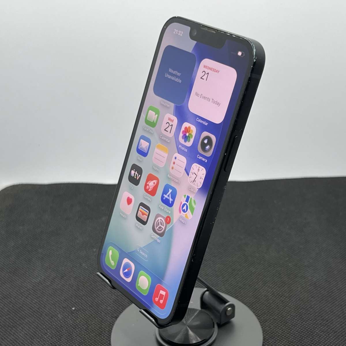 Apple iPhone 14 256GB Midnight  (Grade B)