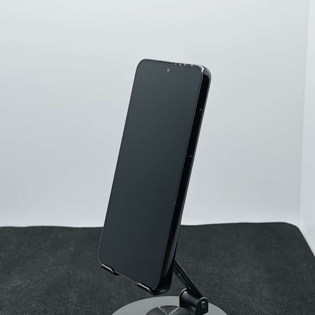 Samsung Galaxy S23 256GB Phantom Black  (Grade B)