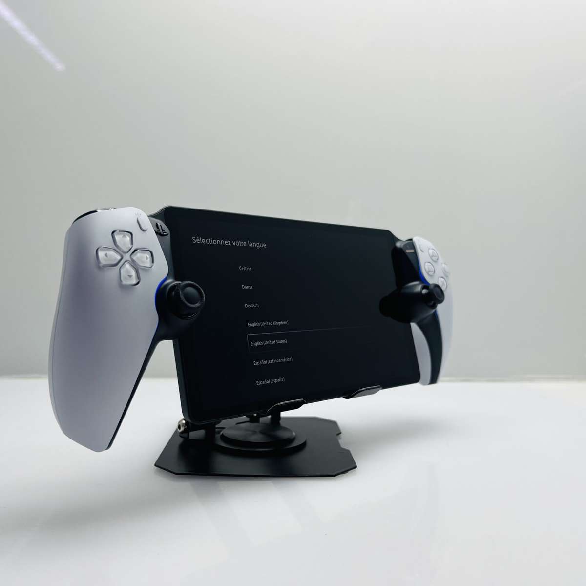 Sony PlayStation Portal White (Grade A)  (Requires Playstation 5 To Function)
