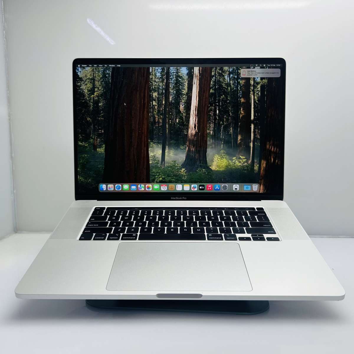 Apple MacBook Pro 16-Inch Core i7 2.6GHz (TouchBar/2019) 16GB RAM 512GB SSD Silver (Conditi...