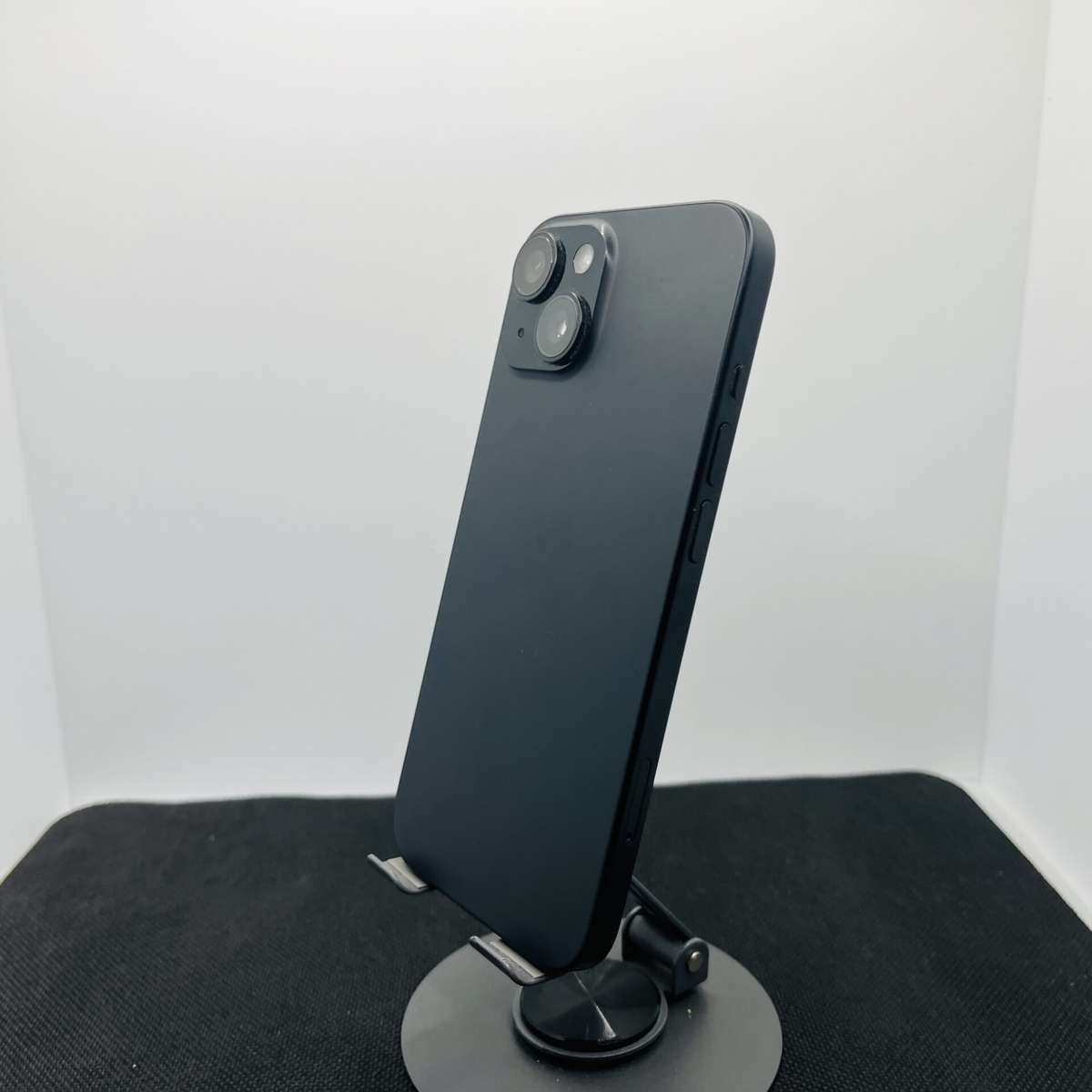 Apple iPhone 15 128GB Black  (Grade B)
