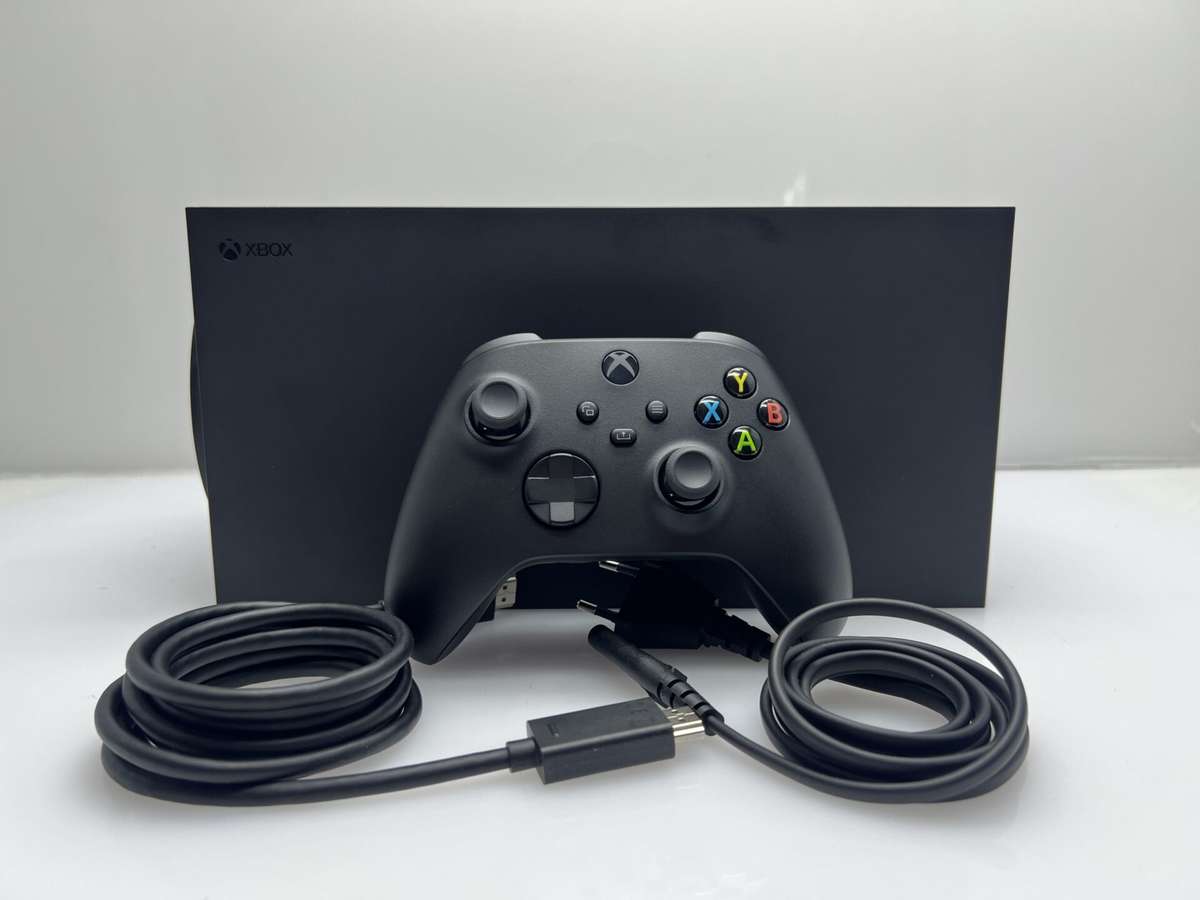 Microsoft Xbox Series X 1TB Black + 1 Power Cable + 1 HDMI Cable + 1 Controller (Grade B)