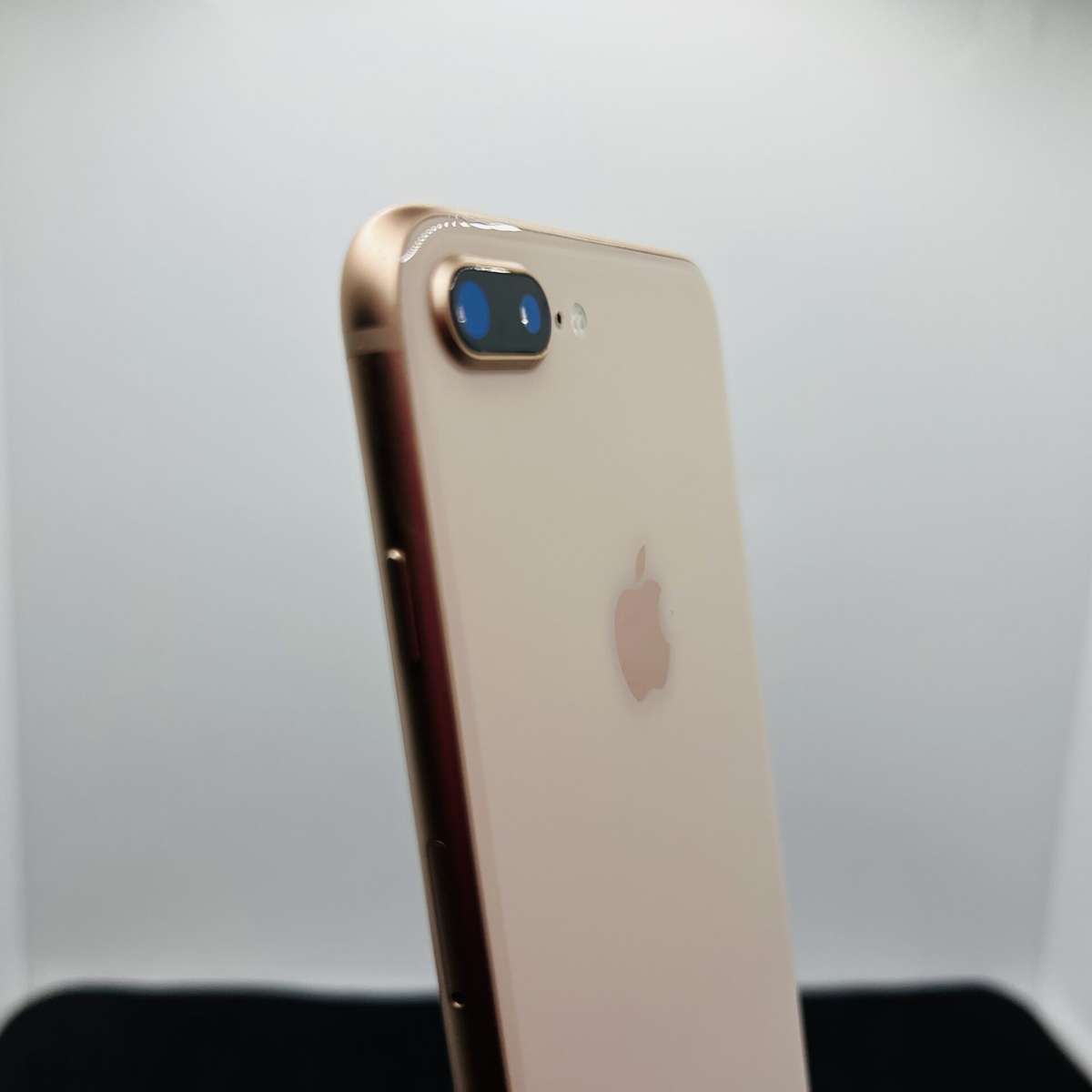Apple iPhone 8 Plus 64GB Gold (- Grade B)