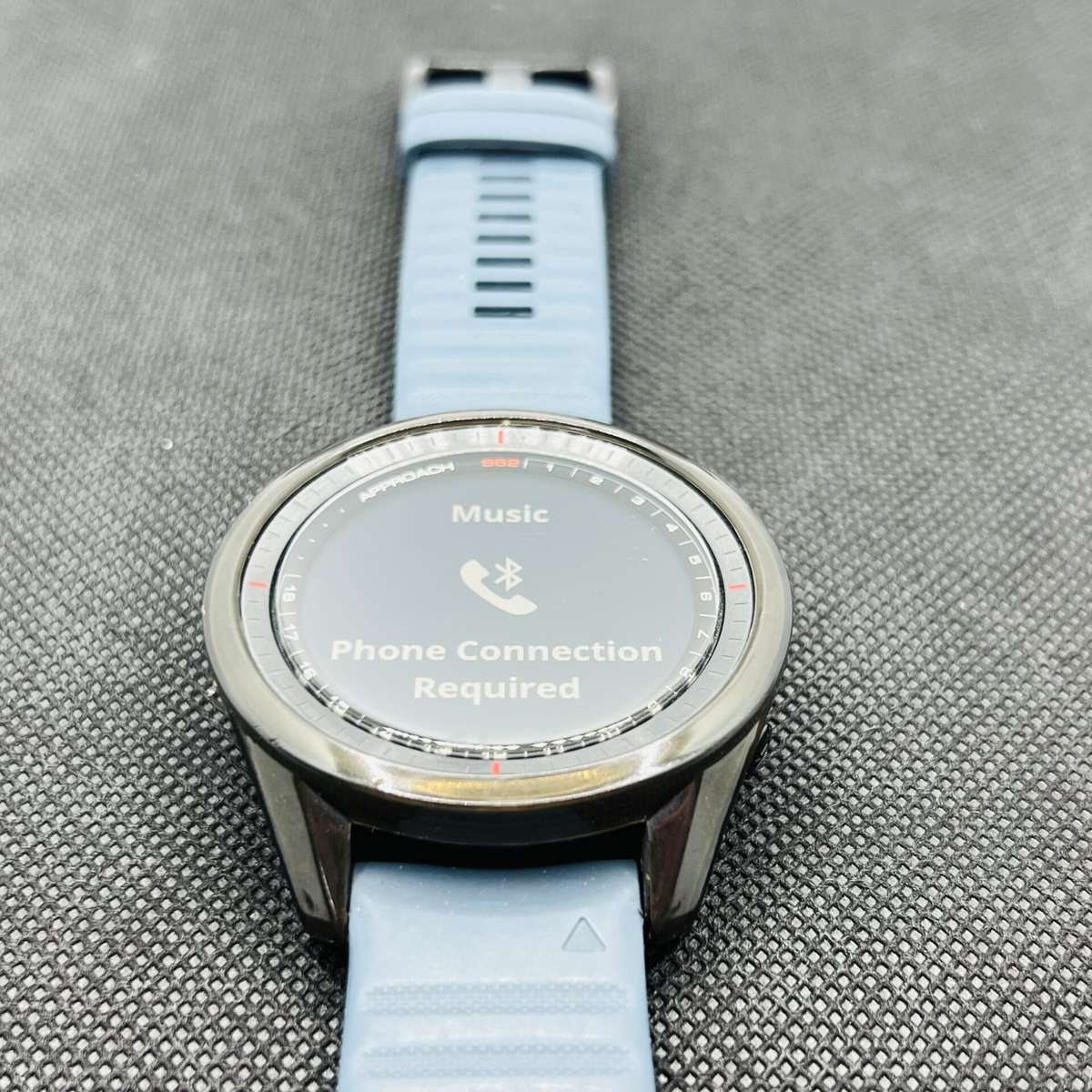 Garmin Approach S62 Black (Grade B) - With Blue Straps