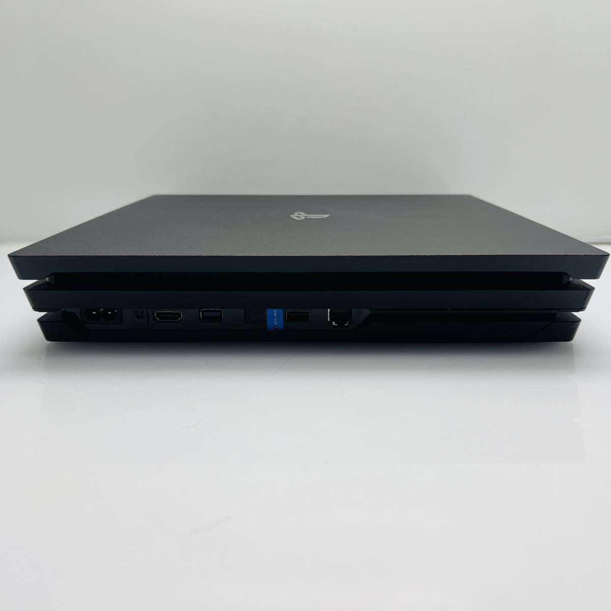 PlayStation 4 Pro Black 1TB + HDMI Cable + Power Cable + 1 Controller (Grade B)